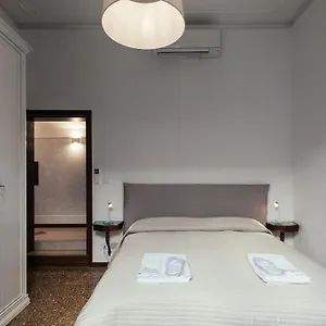 Residenza Dei Dogi Apartment Venice
